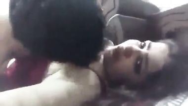 راجل يغتصب اخته بقوة في كسها و طيزها ممتع