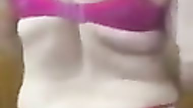 نيك كس ابيض ثخين مربرب نار - سكس عربدة
